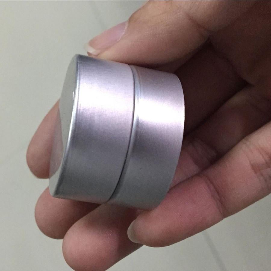 供应伏特加酒盖，螺纹盖，三防盖，铝盖，配套酒瓶700ml,500ml