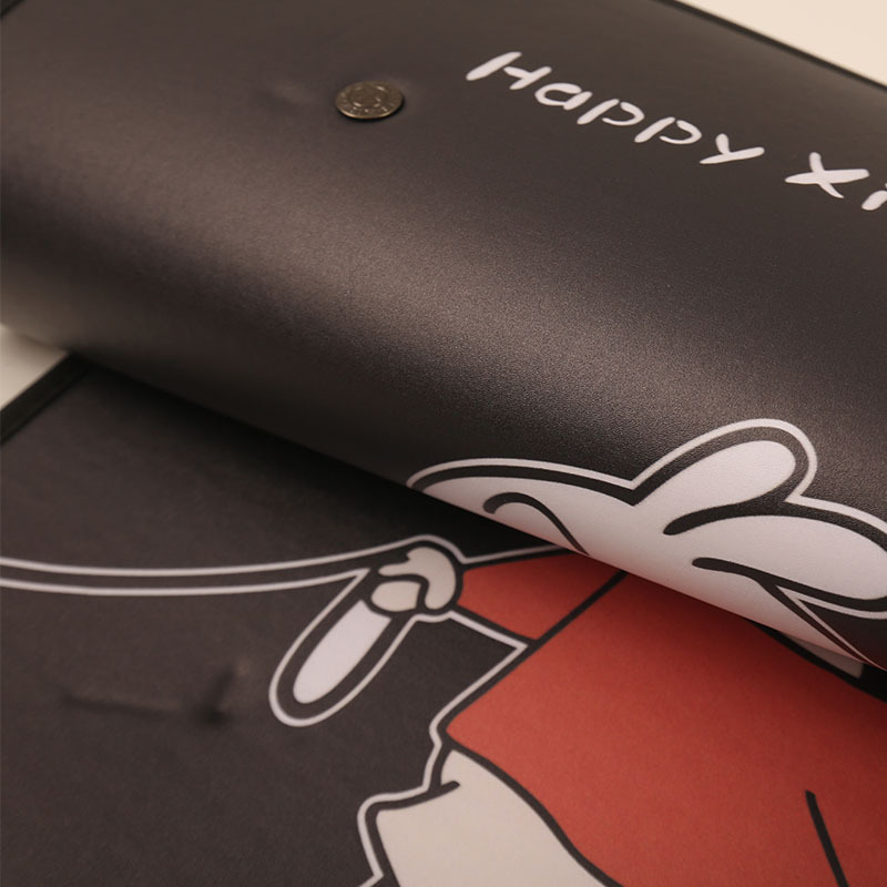 Manufacturer Wholesale Short Two-Color Crayon Shin-Chan Anti-Kick Pad Cartoon Cute Car Anti-Kick Pad Seat Back