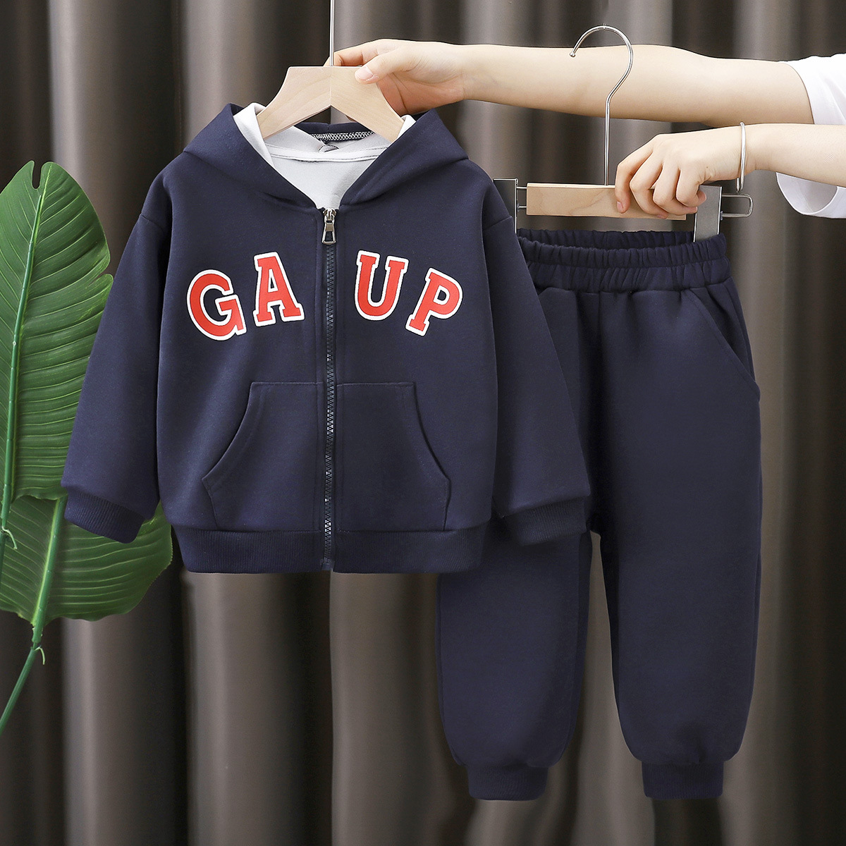 Trajes de vestir para niños otoño nuevos cardigans para niños 2025 con cremallera trajes deportivos encapuchados para niños image 5