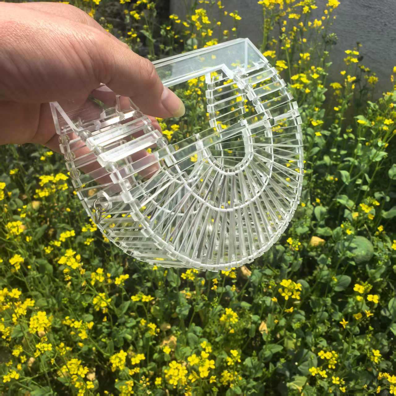 亚克力透明镂空女士手工包沙滩包半圆亚马逊爆款水饺包迷你小背包