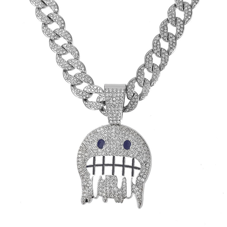 Ventas transfronterizas calientes colgante de hip-hop letras de diamantes sonrientes personalidades múltiples especificaciones de aleación de diamante de cadena cubana colgante al por mayor