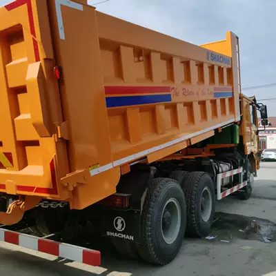 Yük maşınları Earthmoving Dump Trucks 6*4 for