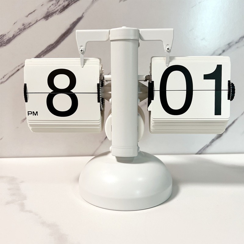 Creative automatic page-turning clock, retro living room decoration, standing clock, modern minimalist mechanical clock, alarm clock, personalized desk clock
