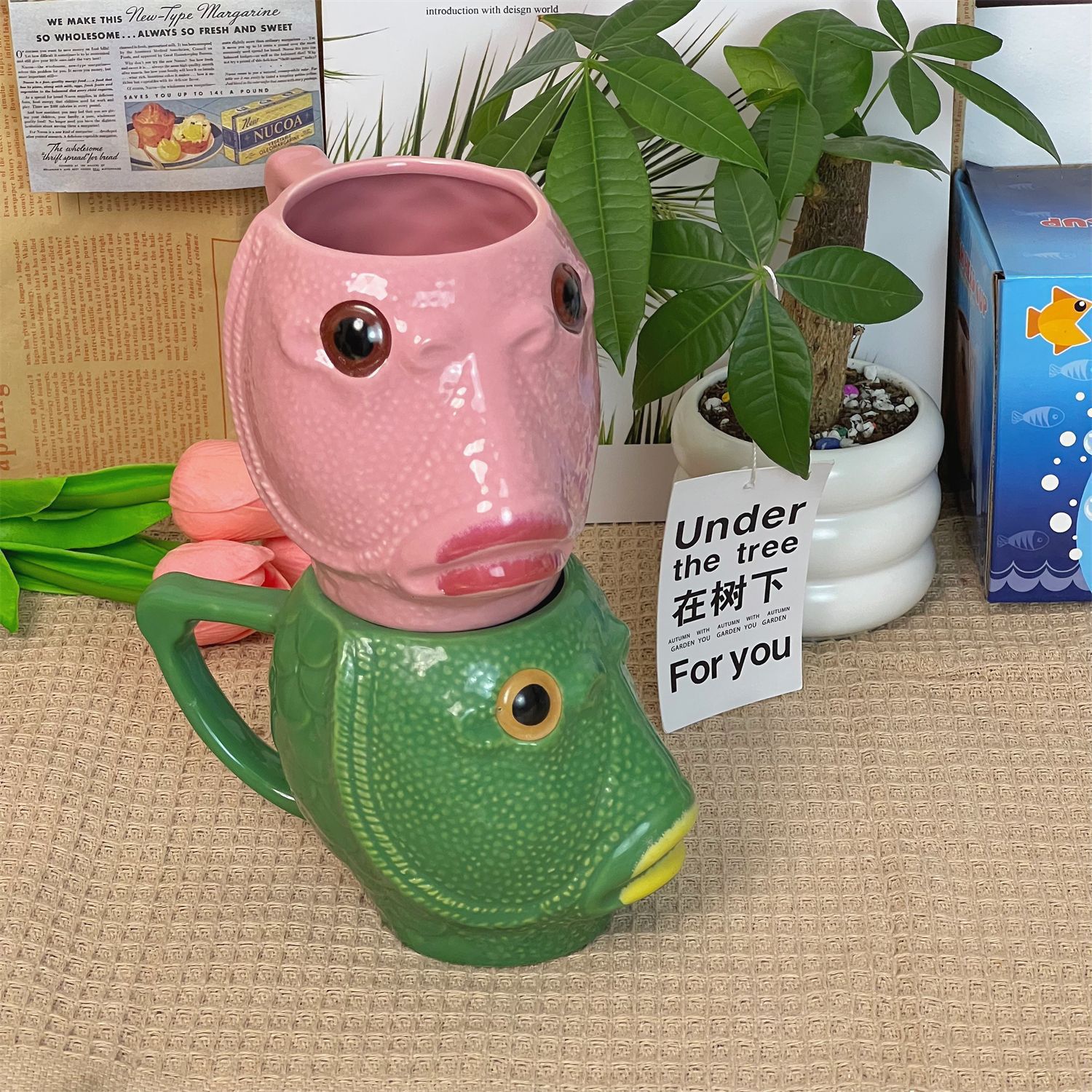 Divertido creativo taza de agua de pescado verde taza de cerámica tallado en arena taza de marca taza parodia de la fama en línea taza extraña