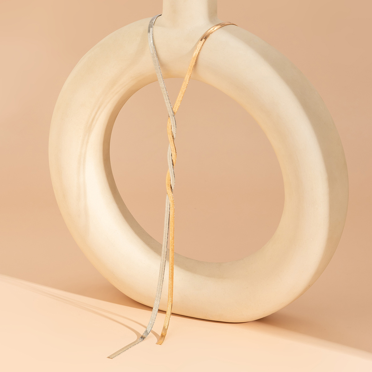 Collana girocollo lunga minimalista per donna Collana a spina di pesce Collare con nappa Catena in osso di serpente per collana a Y a strati Lariat per regali per donne e ragazze_voghion.com