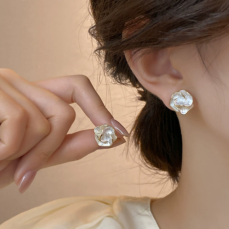Серебряная игла?