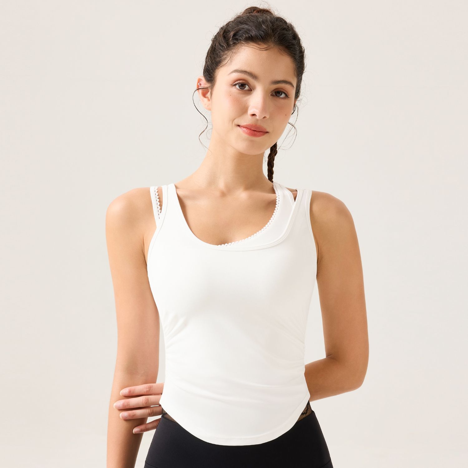 Chaleco deportivo sin mangas para primavera y verano con almohadillas en el pecho, adecuado para usar en capas o solo, con fruncido lateral en la cintura, conjunto adelgazante para mujer.