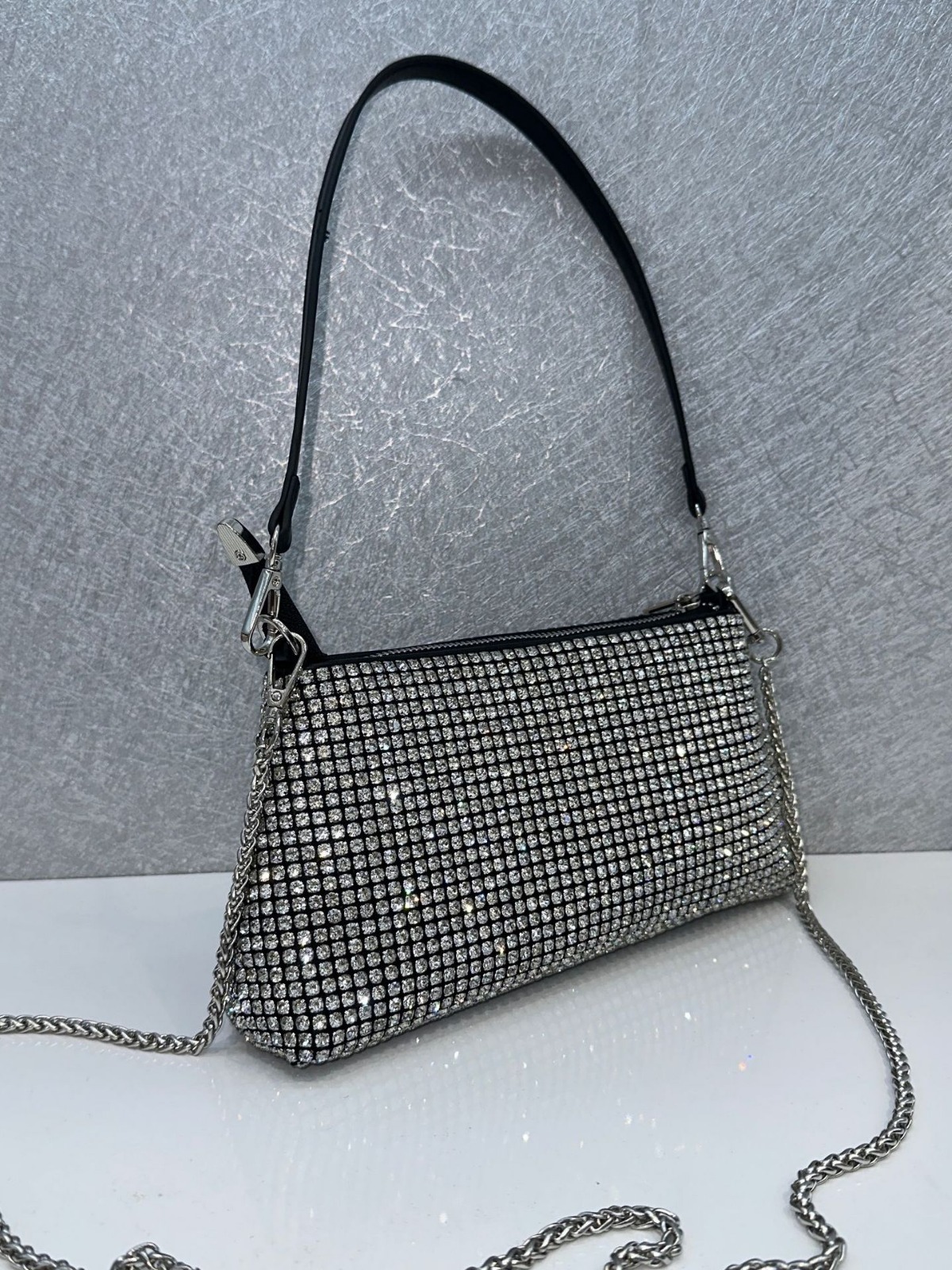 大王水ドリルのカバンの女性2024の新型の晩餐のカバンのフルドリルの手はわきの下のカバンを持ってダイヤモンドの高級感を入れます。