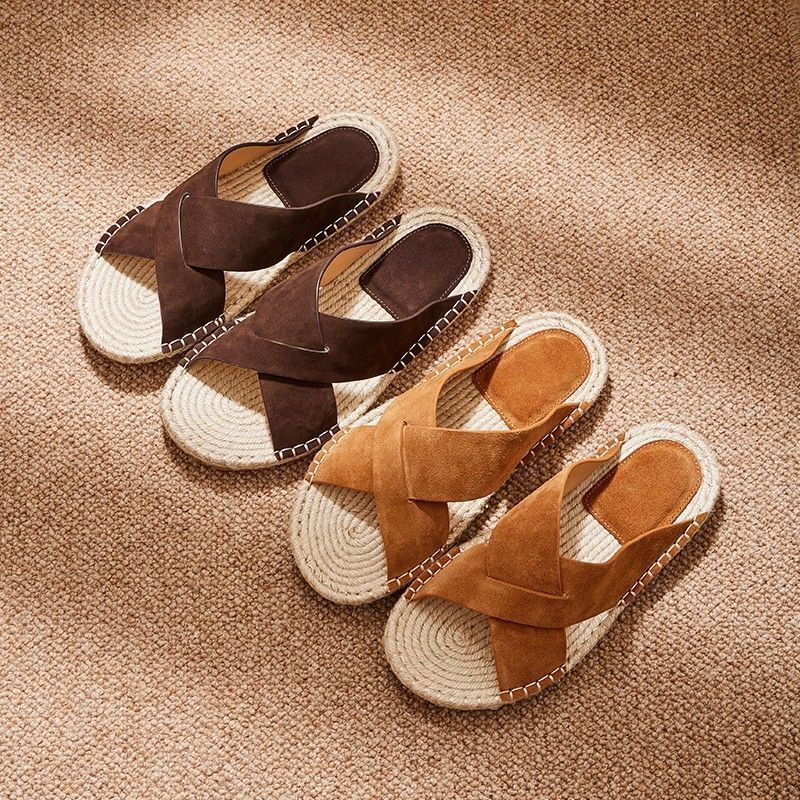 New Summer Style Old Money Style Slippers for Men, Soft Leather Slip-Ons, Casual Straw-Soled Fisherman's Shoes, the Most Popular Model Online