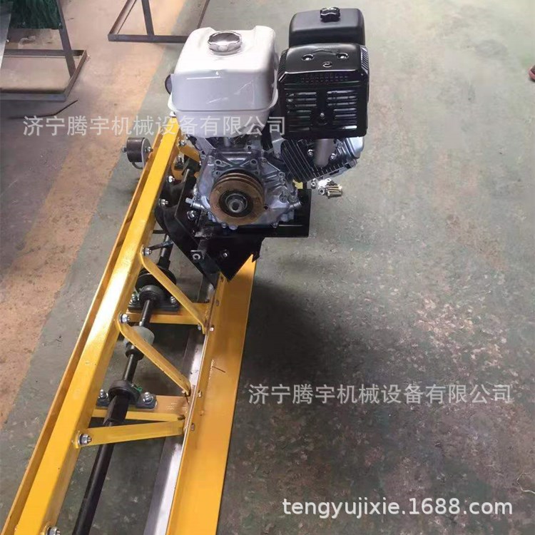 腾宇汽油振动梁多少钱台 6米电动框架式整平机TY-4KW框架整平机价