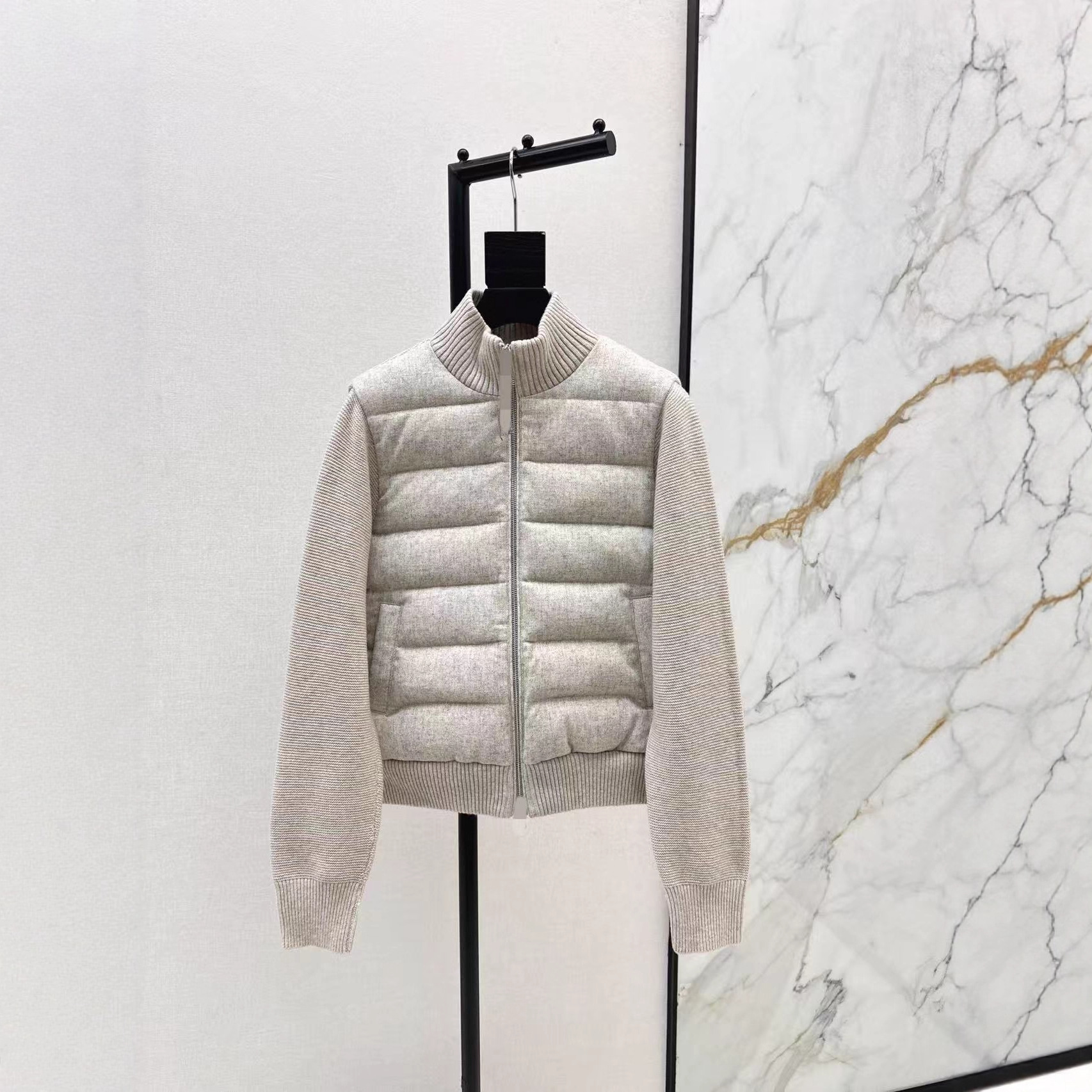 Demi-season fashionable elegant woolen down jacket