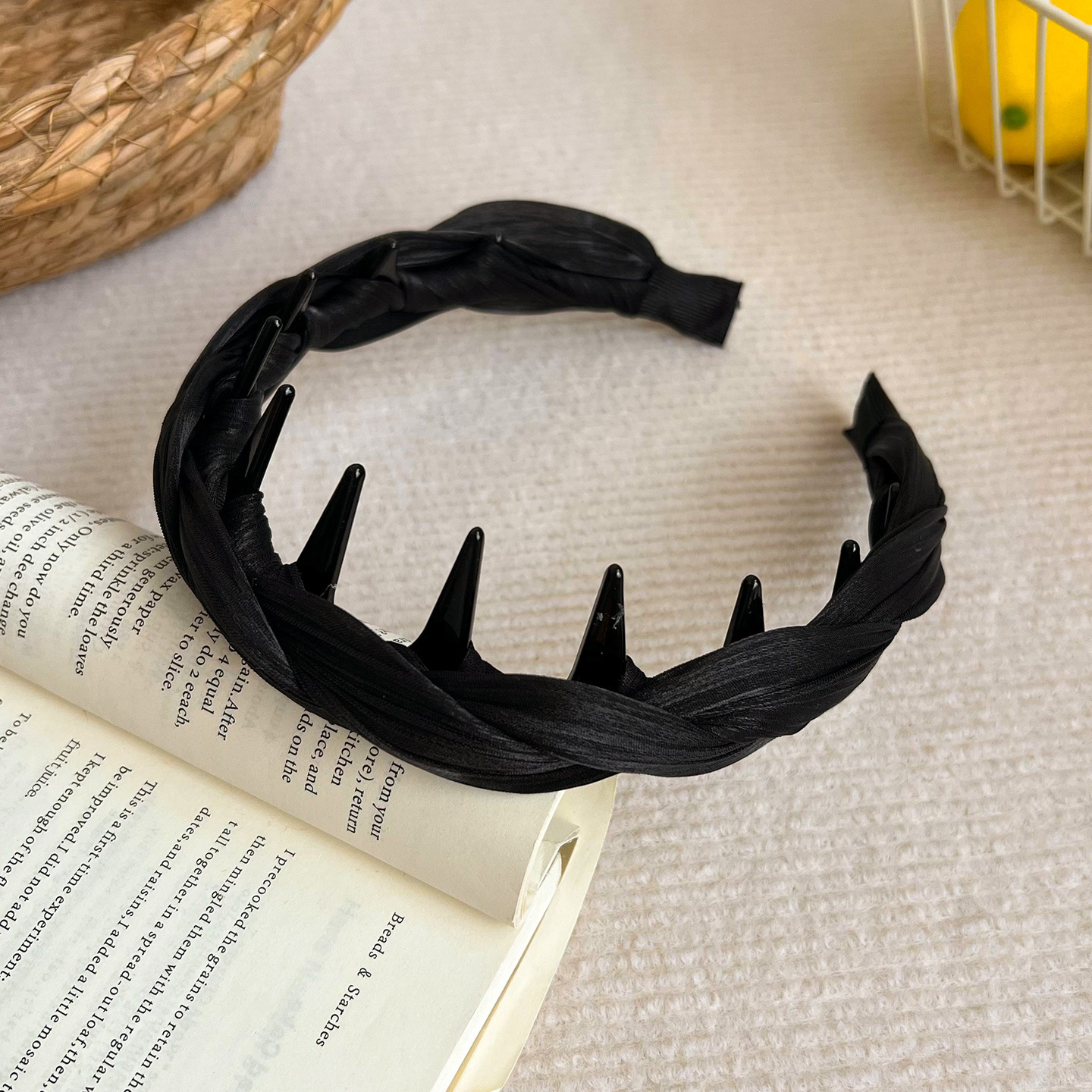 Black pearlescent yarn twist headband