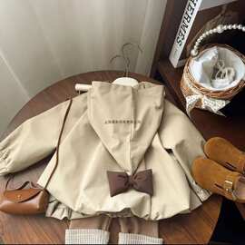 女.童韩版时尚甜美外套2025春秋季新款女宝宝洋气时尚连帽冲锋衣6