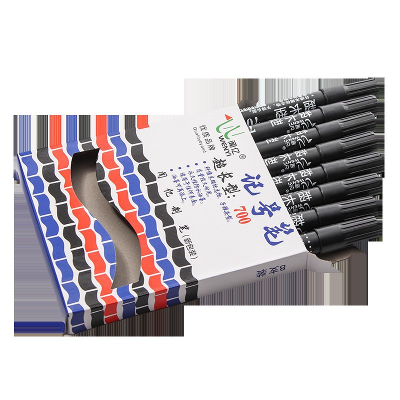 花屋の材料の花の花束を包装して手作りのdiyバラの花を刺します。