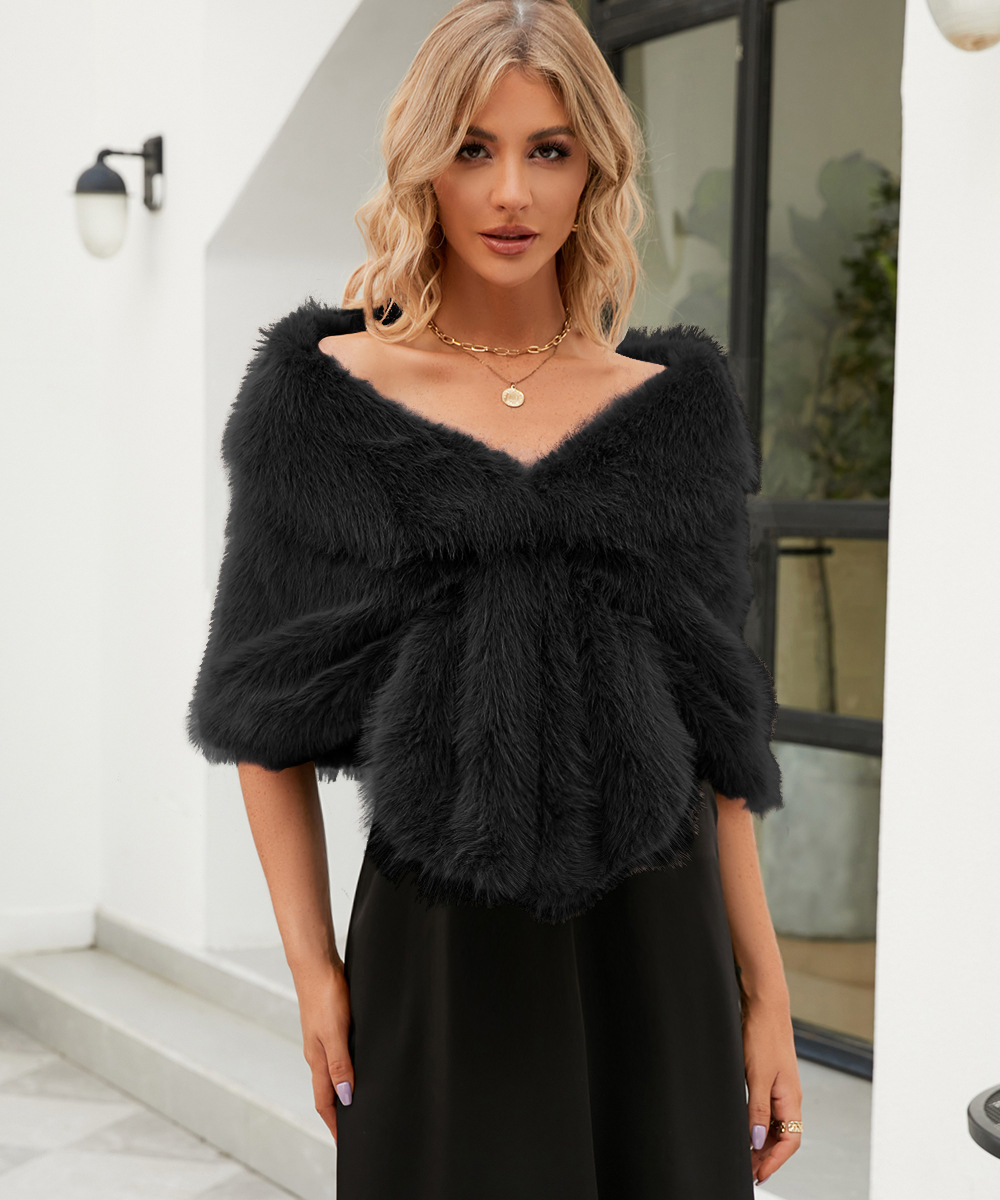 Women's Simple Style Solid Color Imitation Fur Spandex Acrylic Contrast Binding Shawl display picture 17