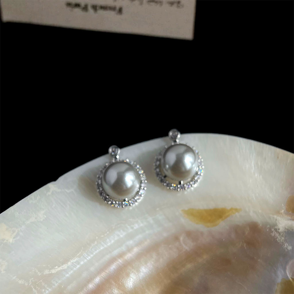 耳语-恢复的.psd_0000_组 1 拷贝.jpg