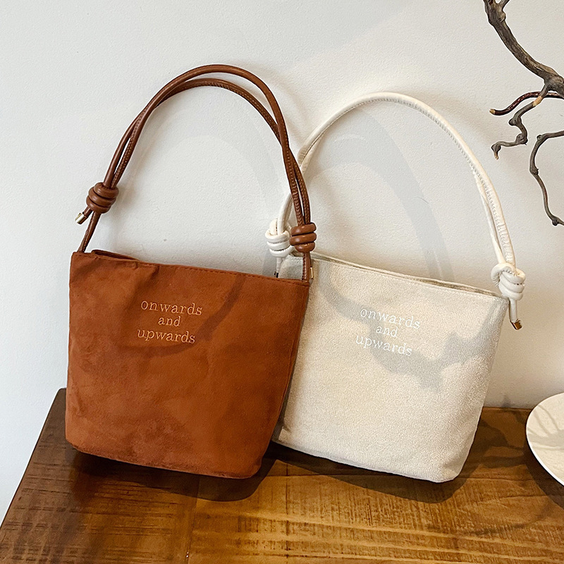 Deerskin Fleece Casual Large Capacity Simple 2024 Winter Fashion Casual Solid Color Trendy Fashionable Tote Bag Deerskin Fleece Casual Large Capacity Simple 2024 Winter Fashion Casual Solid Color Trendy Fashionable Tote Bag