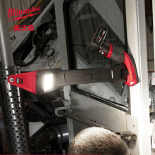 milwaukee美沃奇充电式底盘检修灯锂电免提照明灯磁性吸附M12 UCL