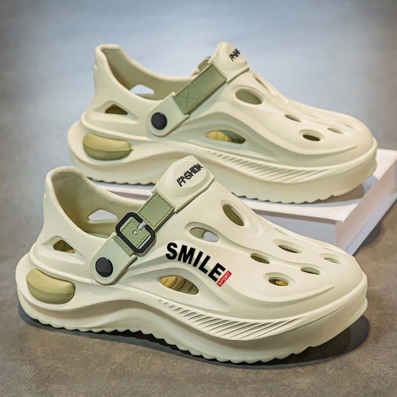 Zapatos con agujeros para hombres verano 2025 nuevo estilo de conducción, pisando mierda, deportes al aire libre, playa, sandalias de gama alta Baotou para hombres