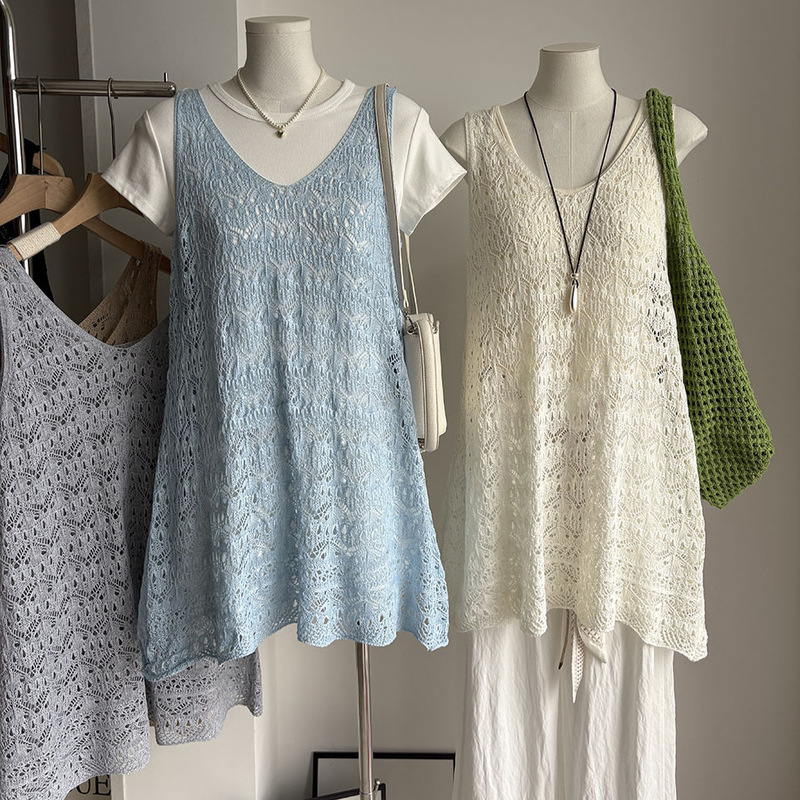 Easy to Wear~[Biyang] 2026 Spring/Summer New Korean Style V-Neck Hollow Out Sleeveless Knitted Cover-Up for Women 6391