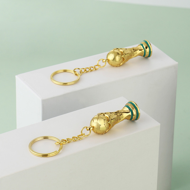 2022 qatar hercules cup world cup trofeo llavero juego de fútbol souvenir fans suministros al por mayor