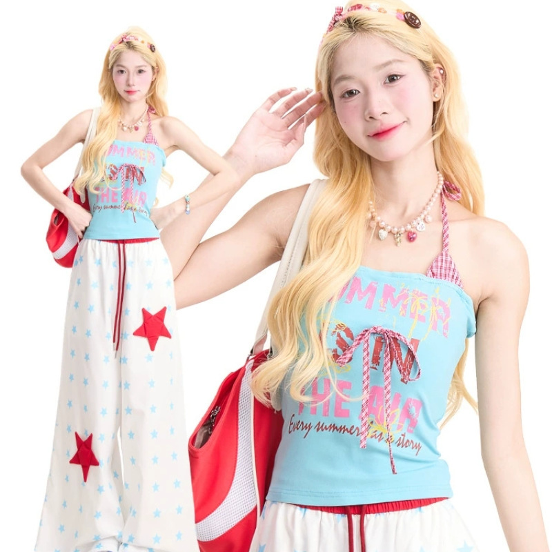 American-Style Spicy Girl Color-Blocked Faux Two-Piece Halter Neck Tank Top, Autumn Slim-Fit Sleeveless Outerwear, Trendy and Age-Reducing Top American-Style Spicy Girl Color-Blocked Faux Two-Piece Halter Neck Tank Top, Autumn Slim-Fit Sleeveless Outerwear, Trendy and Age-Reducing Top