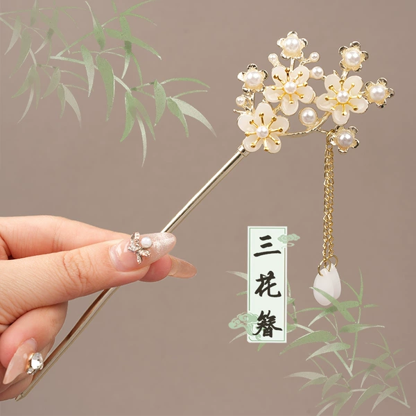 Chinese hairpin with tassels pearl