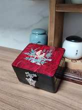 ����ؐ���������ִ����ռ{�нY�����˹�Ů�����|�۶YƷ