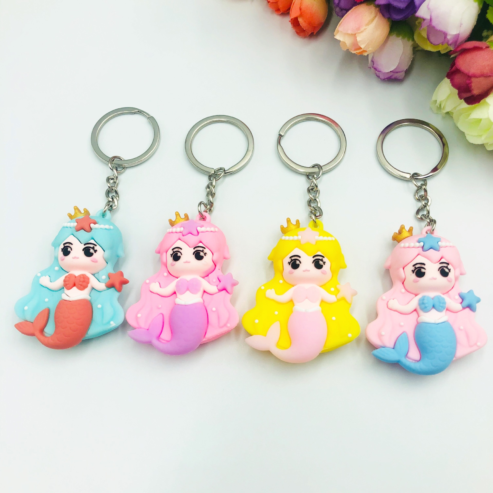 Q versión de dibujos animados sirena princesa muñeca llavero muñeca mochila colgante llavero regalo práctico