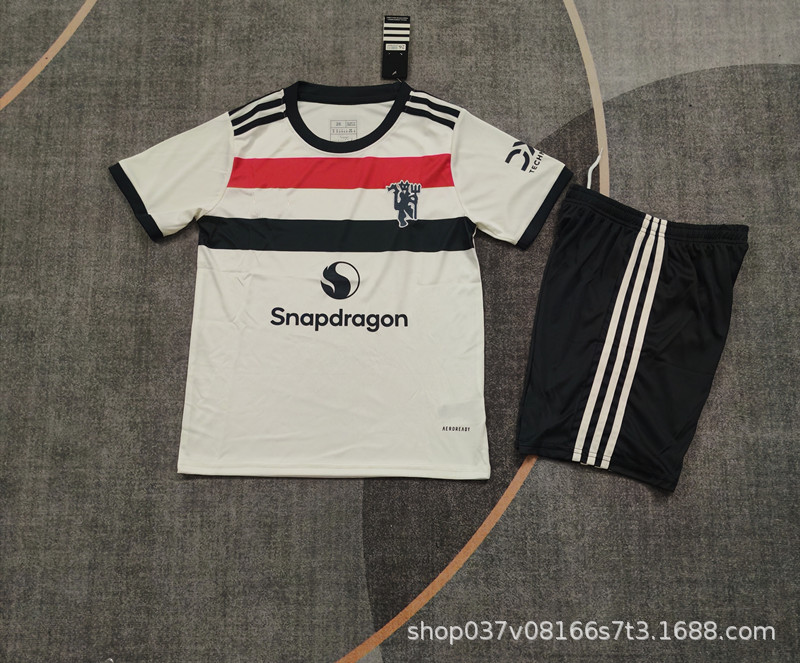 2425 맨체스터 유나이티드 두 번째 손님