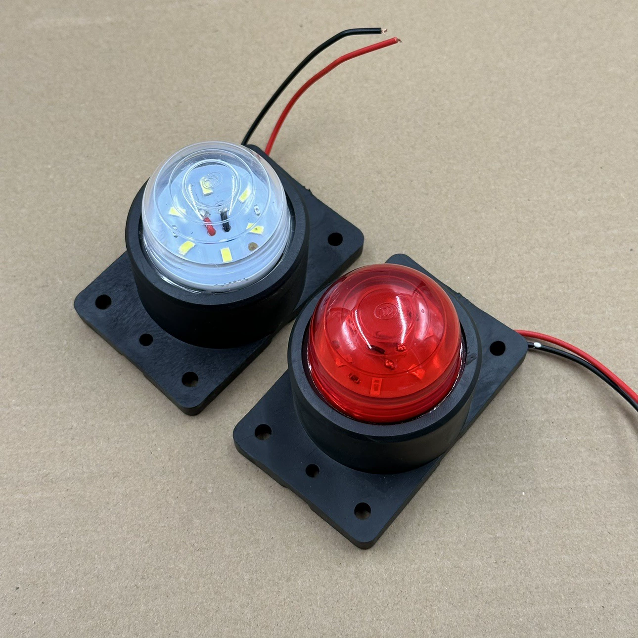 Потолочный светильник в отсеке грузовика, водонепроницаемый светодиодный индикатор высокой яркости, индикатор ширины 12v24v, индикатор ширины большого грузовика, резиновый четырехугольный светильник