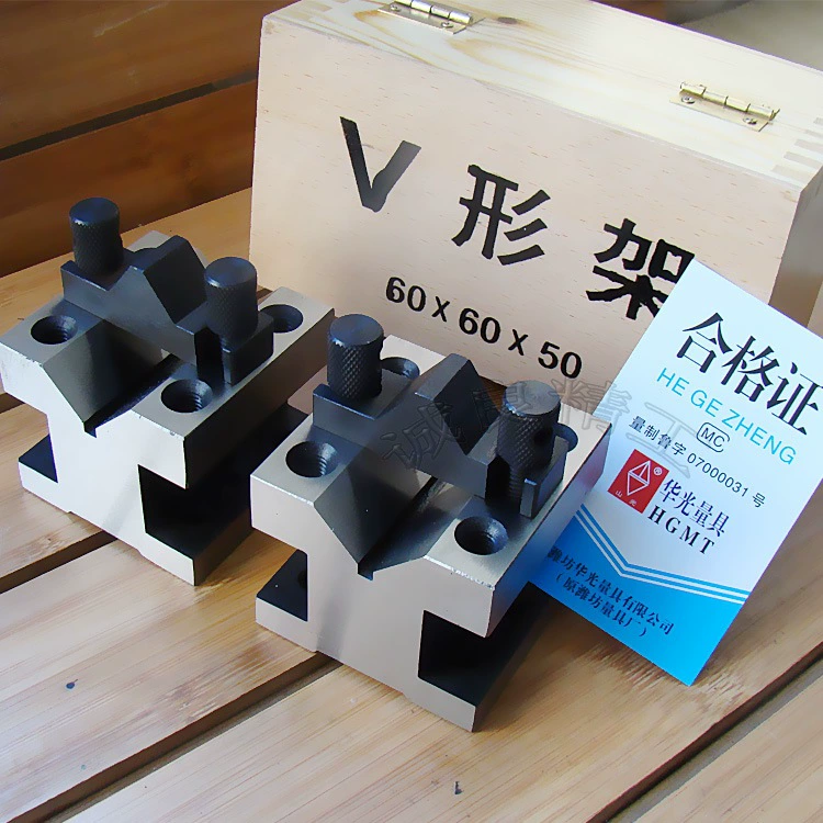 V-образная рамка 100*105*80 ммВ-образная стальная V-образная рамка с винтом прижимной плиты V-образная железная втулка