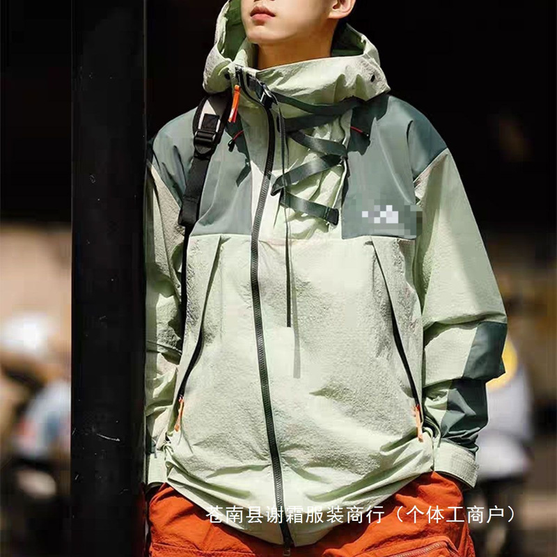 North Face embroidered spring and autumn outdoor men's hooded windproof jacket, windproof and waterproof mountaineering suit, trendy couple's brand wholesale