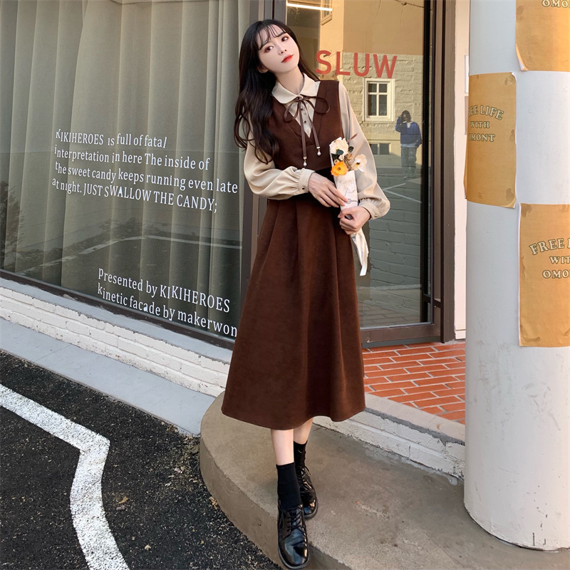[Twill Corduroy] 2025 New Autumn and Winter French Retro Splicing Fake Two-Piece Waist Slimming Look Dress for Women