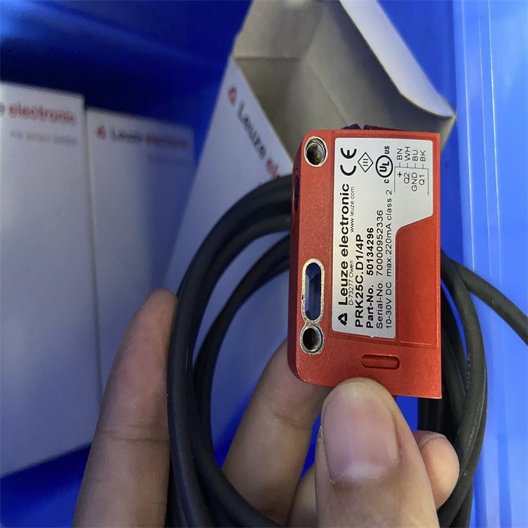 德国TURCK光电开关DOIR100-BS18-VP6X2E原装进口现货