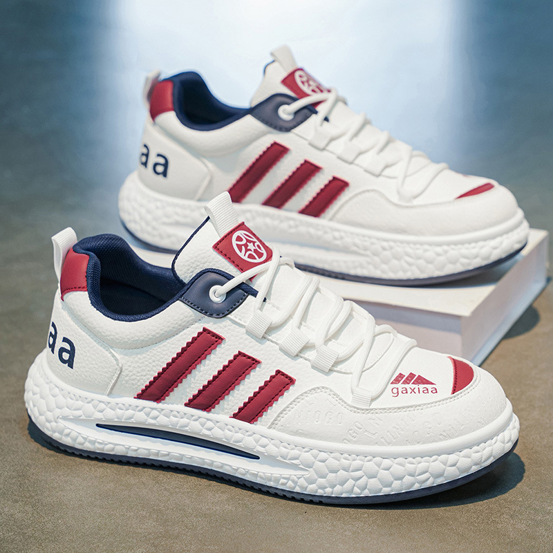 Primavera nuevos zapatos de hombre 2026 zapatos de cuero suave de moda moda zapatos casuales cómodos zapatos de altura baja para hombre