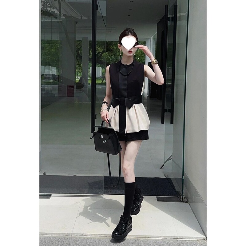 European Fashion, Stylish and Luxurious Fashion, Small Chanel-Style Black Top and Shorts Set for Women, Summer