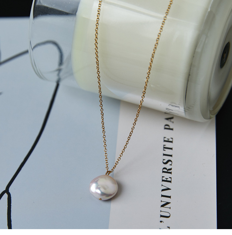 Fashion Solid Color Pearl Titanium Steel Plating Pendant Necklace 1 Piece display picture 2