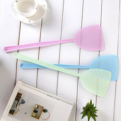 Plastic fly swatter, household swatter, thickened, long handle, durable, large manual fly swatter, mosquito swatter, plastic
