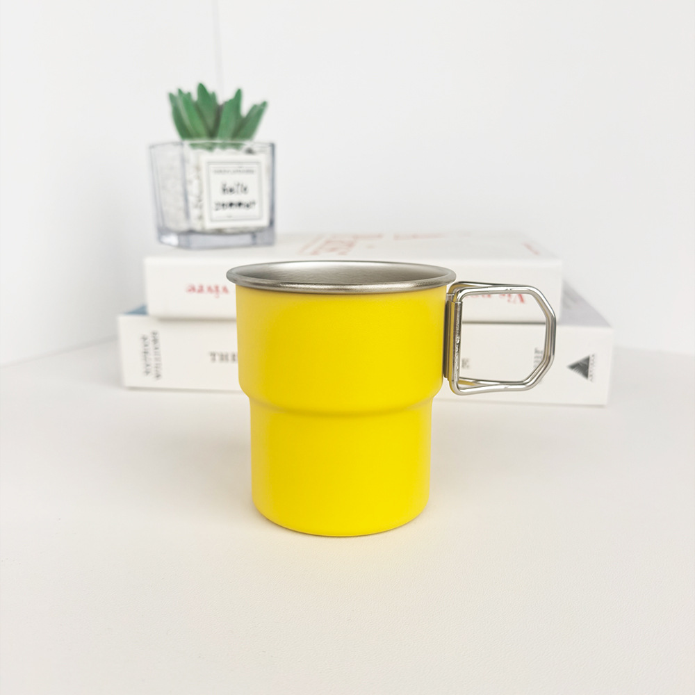 Taza de acero inoxidable para acampar al aire libre con grabado, taza de café 304, taza de agua estilo escalonado, taza portátil de una sola capa, portátil y práctica.