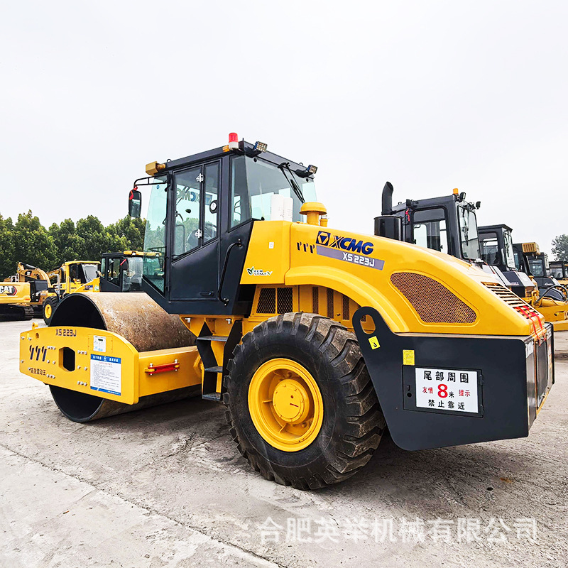 Exportación de comercio exterior XCMG 22 toneladas 26 rodillos de goma 20 toneladas 30 toneladas rodillos de acero dobles 3 toneladas 8 toneladas 14 toneladas rodillos