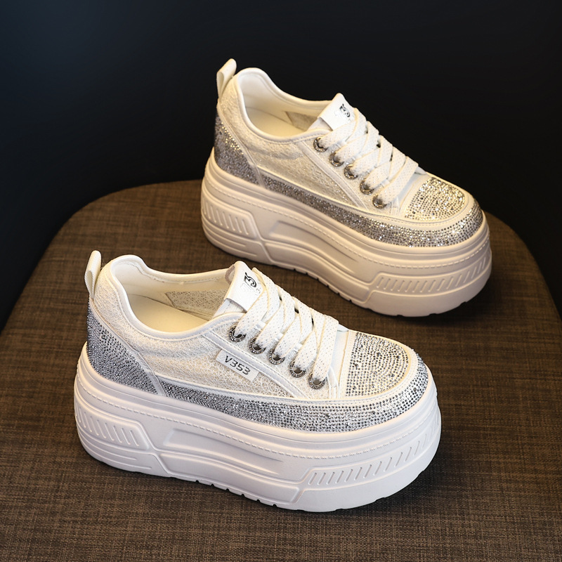 Giày sneaker nữ đế dày tăng chiều cao, phối đá rhinestone trắng, phong cách thể thao — màu trắng