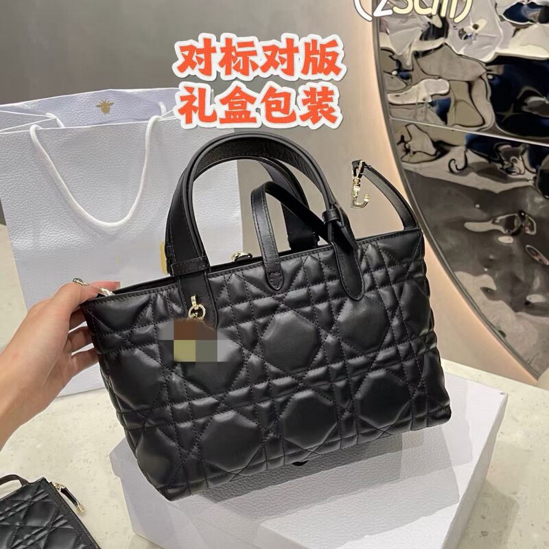 D'Homme Toujours horizontal style ethnic bag, quilted Lady Dior bag, hand-held shoulder tote bag, large-capacity mommy bag