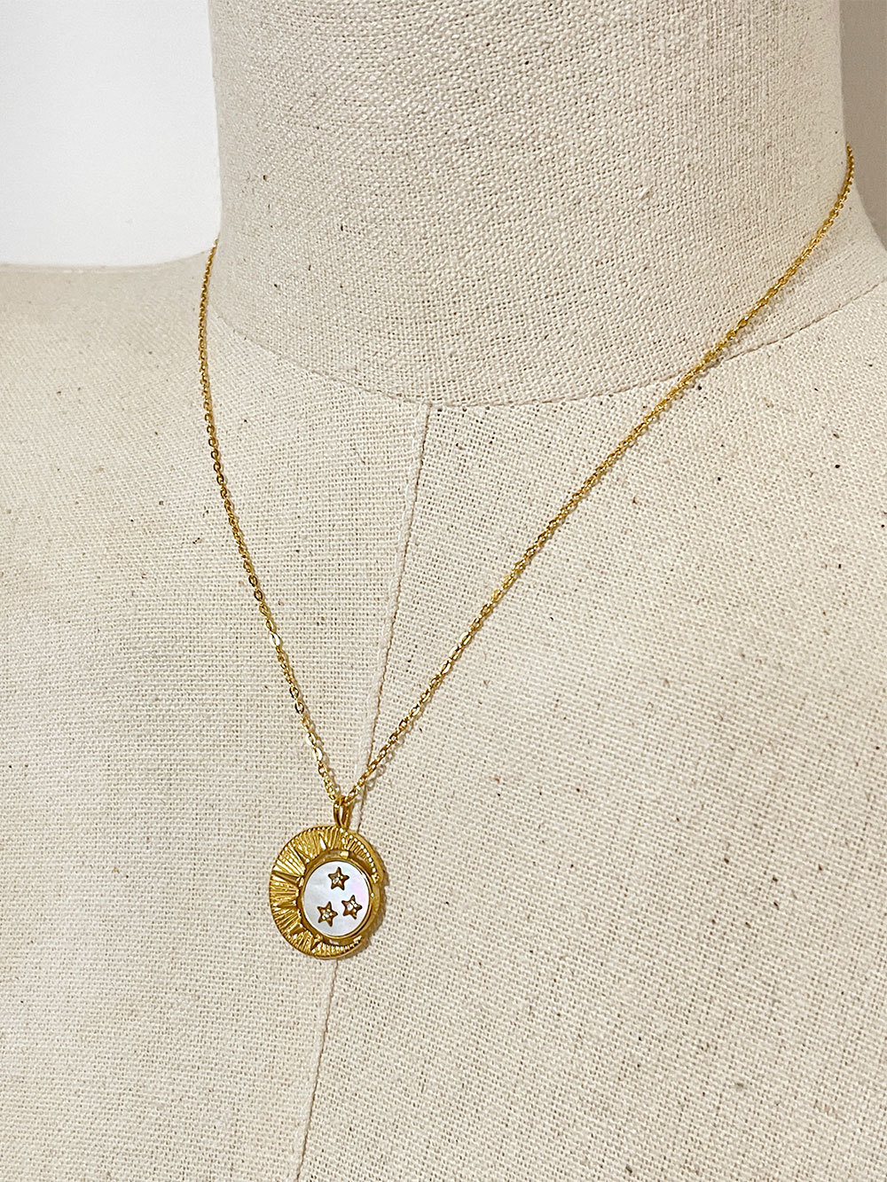 Simple Style Star Moon Stainless Steel Plating Inlay Rhinestones Shell Pendant Necklace 1 Piece