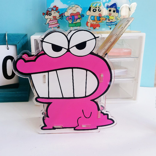Carefully selected Crayon Shin-chan acrylic pen holder, creative cartoon desktop ornaments, cute and personalized student stationery storage holder