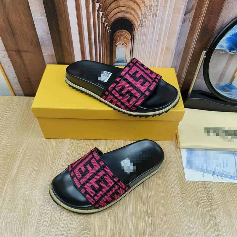 2023 verano nuevo Vietnam Camboya Nigeria sandalias de playa plana bordados hombres y mujeres zapatillas