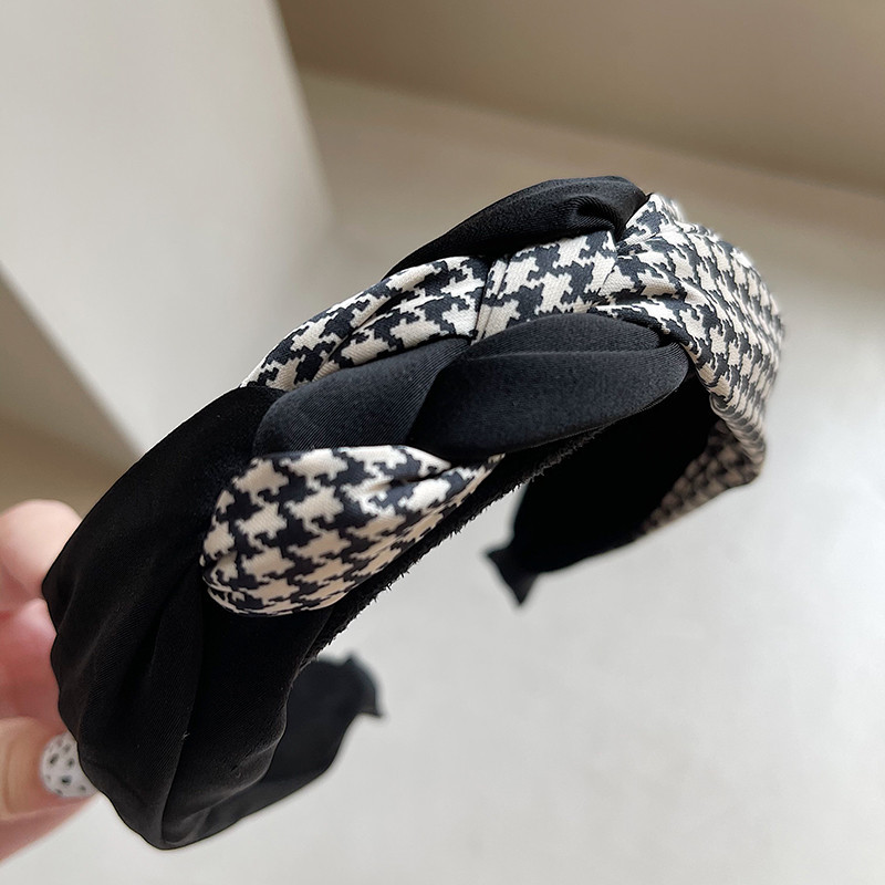 Geflochtener Knoten, Farbkontrast, Tausend-Vogel-Karo-Kopfband, Südkorea, frittierte Teigdrehungen, Clip-Ornament, elegant_voghion.com