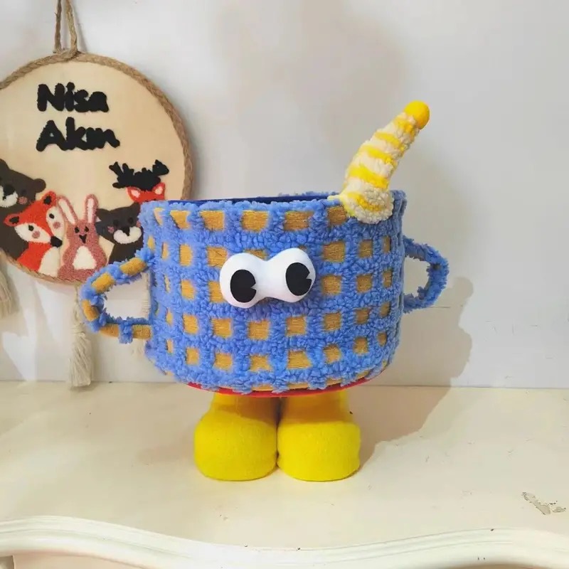 Monstruo de almacenamiento de cordero de algodón de cachemira Cesta de almacenamiento de dibujos animados adorable caja de regalo de decoración de escritorio de la sala de estar