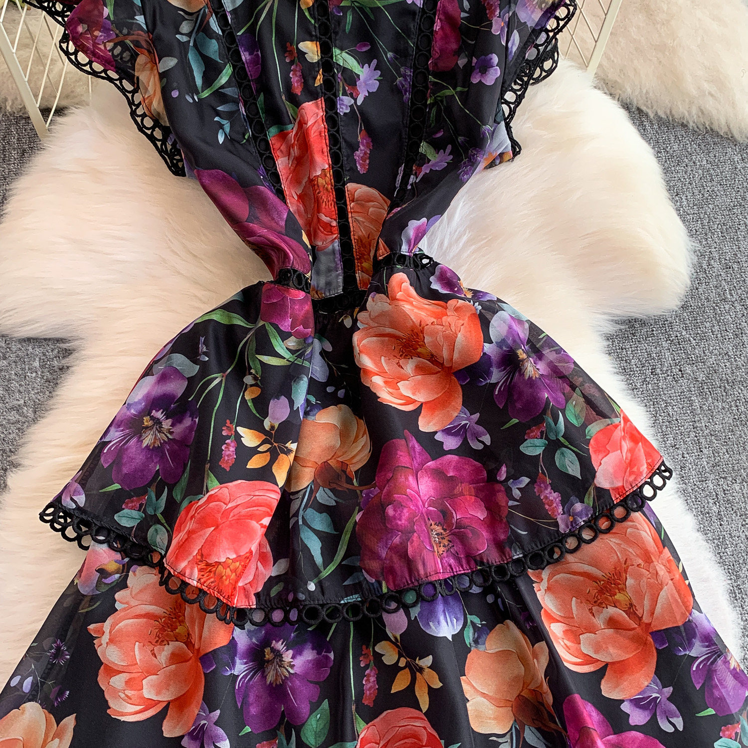 Women's French Retro Style Lace Patchwork Dress Round Neck Hollowed Out Printed Slimming Ruffle Skirt Long Casual Clothing_ecoleips.com