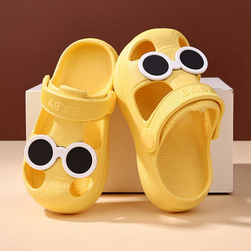 EVA Children's Slippers Summer Hole Shoes Baby Sandals Boys Non-slip Soft Bottom Beach Shoes Girls' Sandals